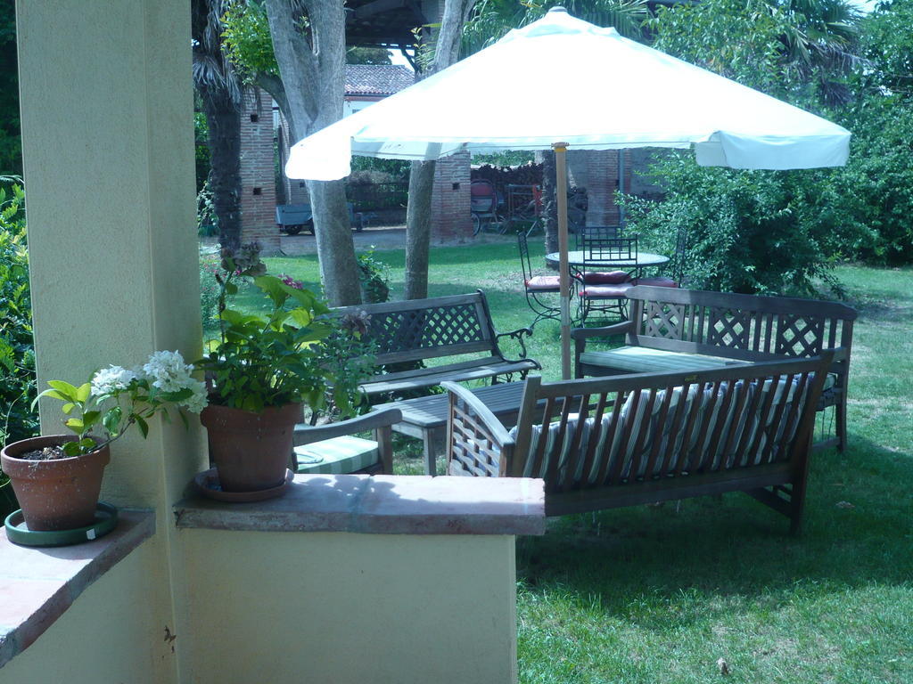 Bed and Breakfast Le Soubiran Berat Exterior foto